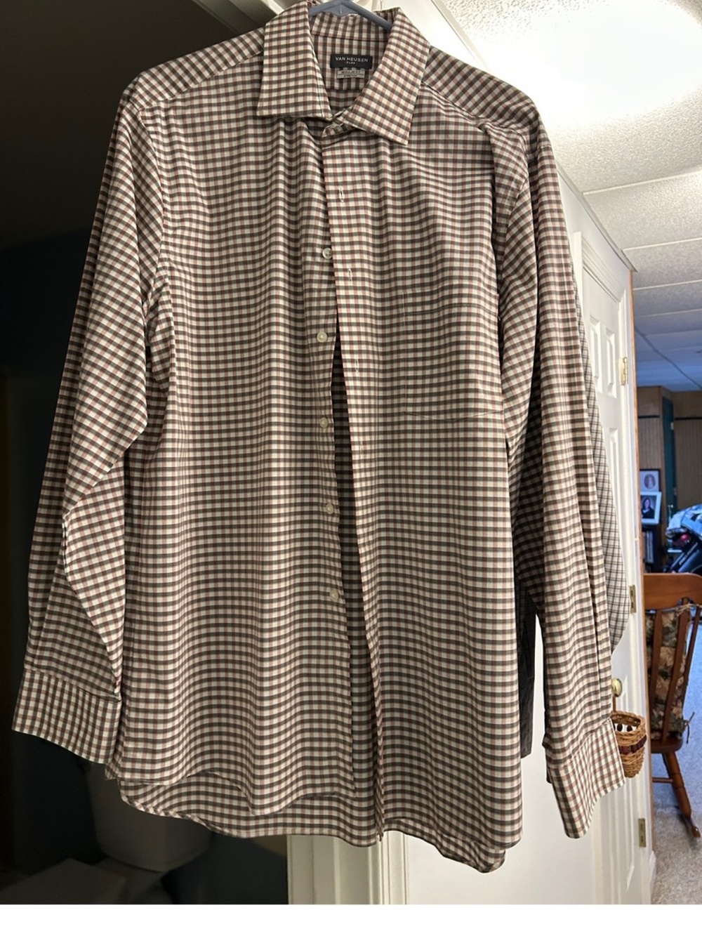 Van Heusen dress shirts - total of 6 ; 16.5 x 34/35